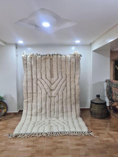 White Nasir Marokkaans handgemaakt tapijt